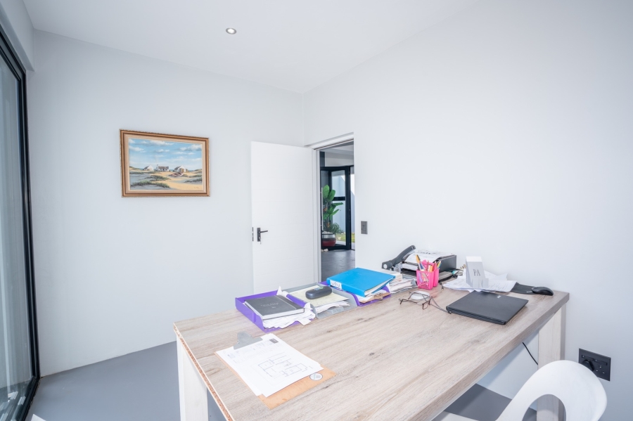 3 Bedroom Property for Sale in Olifantskop Western Cape